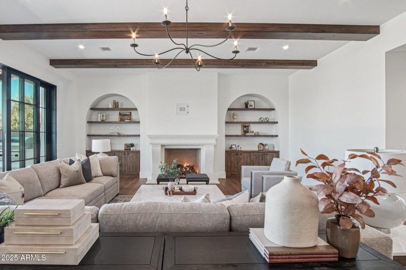 10-web-or-mls-N Echo Canyon Ln-S1412-010