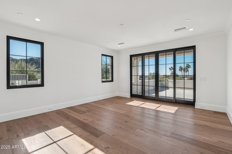 28-web-or-mls-N Echo Canyon Ln-S1412-028