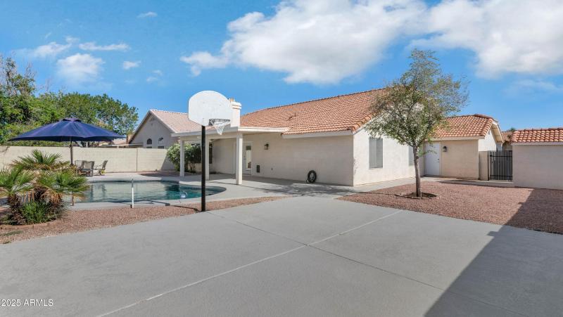 Linda backyard sport court pro