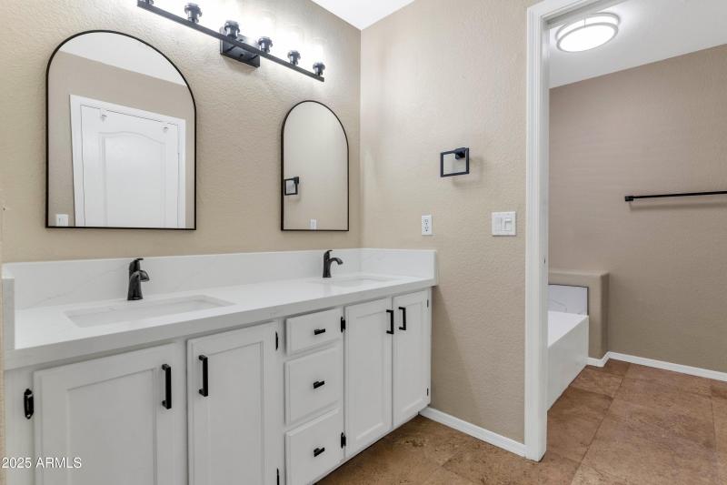 Linda primary double sinks pro