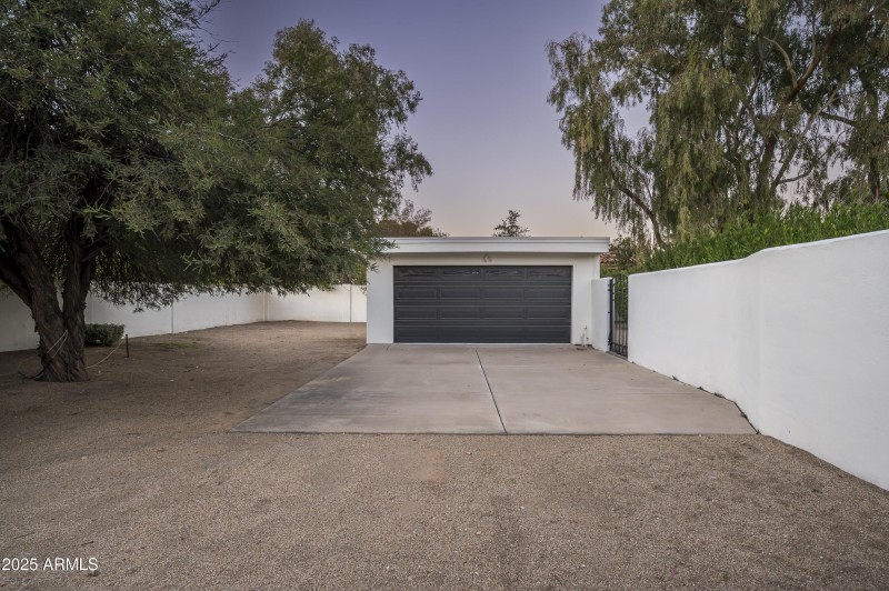 6500 E Fanfol Dr -63