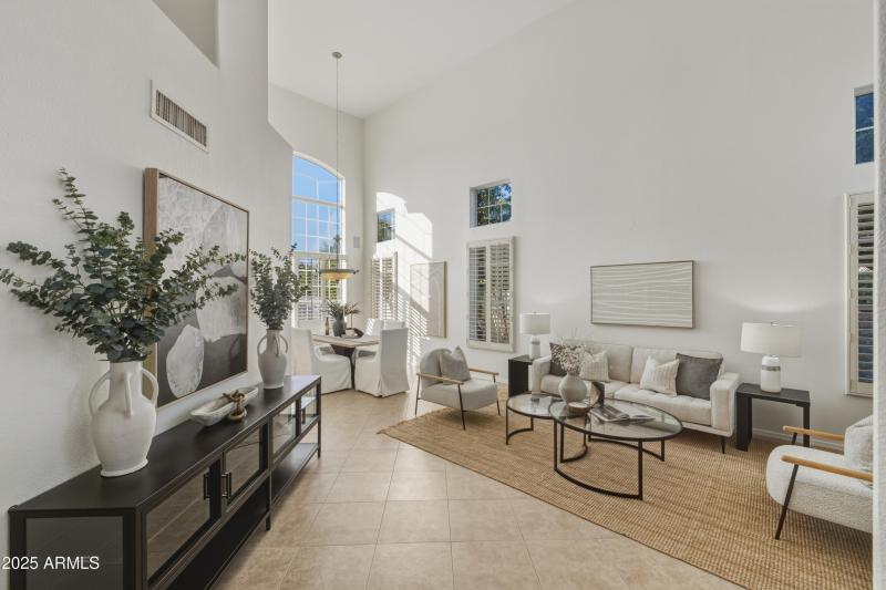 20652_N_53RD_AVE_1st_002