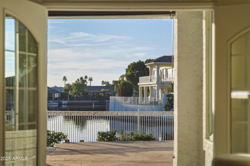 20652_N_53RD_AVE_1st_010