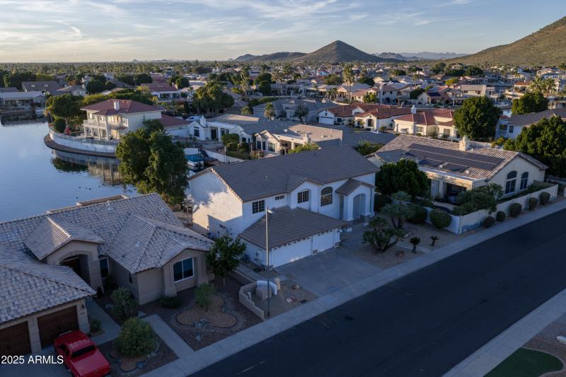 20652_N_53RD_AVE_Outd_006