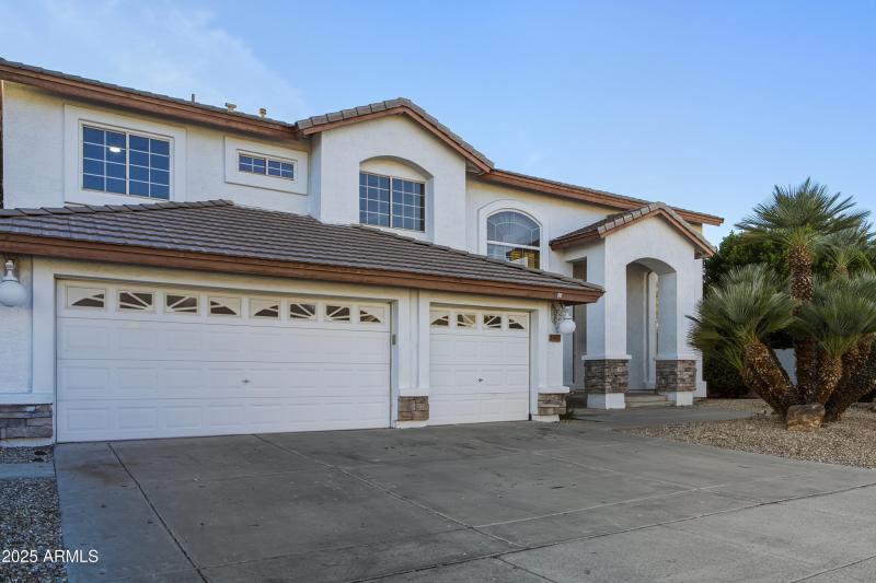 20652_N_53RD_AVE_Outd_007