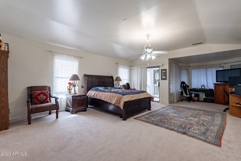 Upstairs primary bedroom