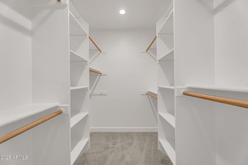 25-web-or-mls-8522 E Vernon Ave-25