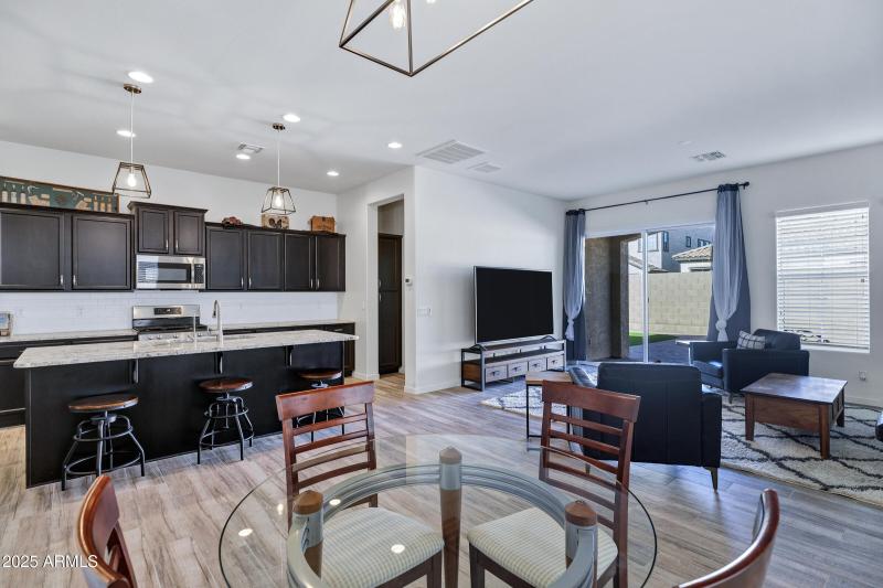 10104 E Nichols Ave-14