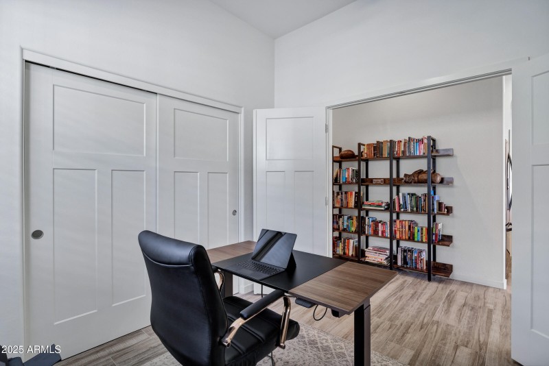 10104 E Nichols Ave-22