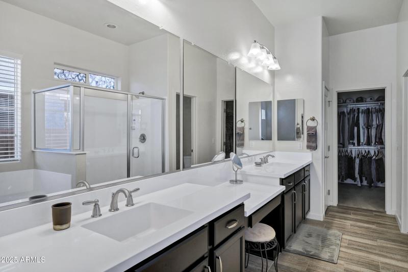 10104 E Nichols Ave-30