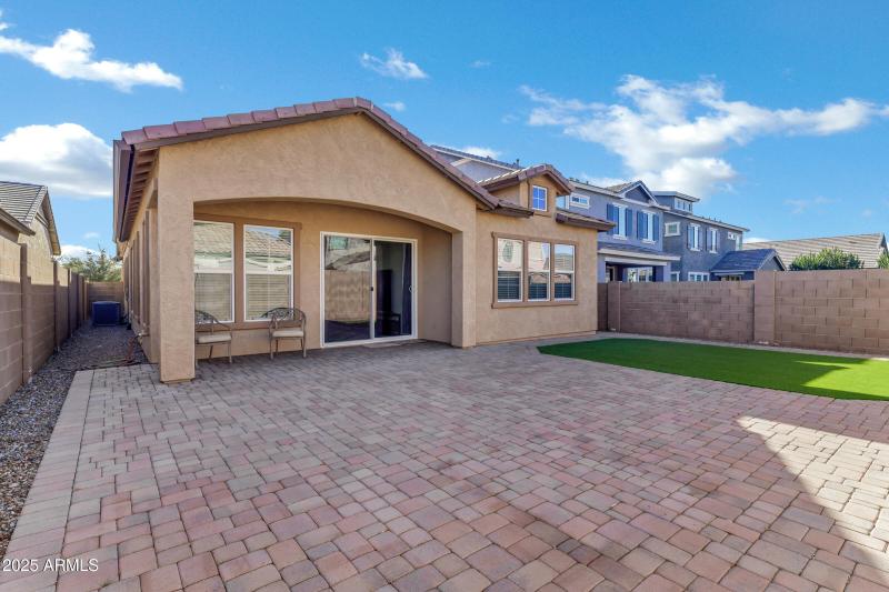 10104 E Nichols Ave-35