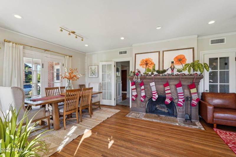 14-web-or-mls-W Lynwood St-S1412-014