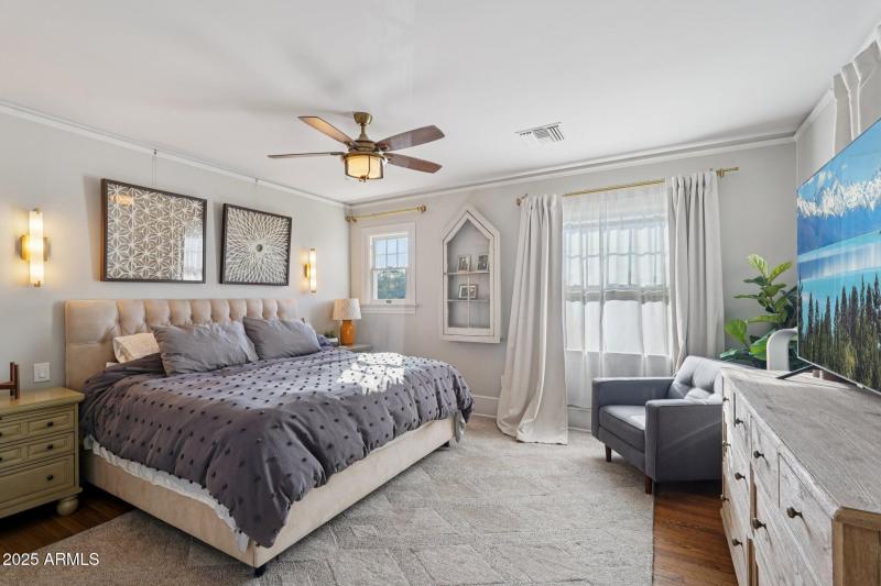 31-web-or-mls-W Lynwood St-S1412-031