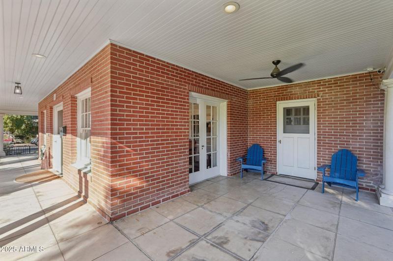 53-web-or-mls-W Lynwood St-S1412-053