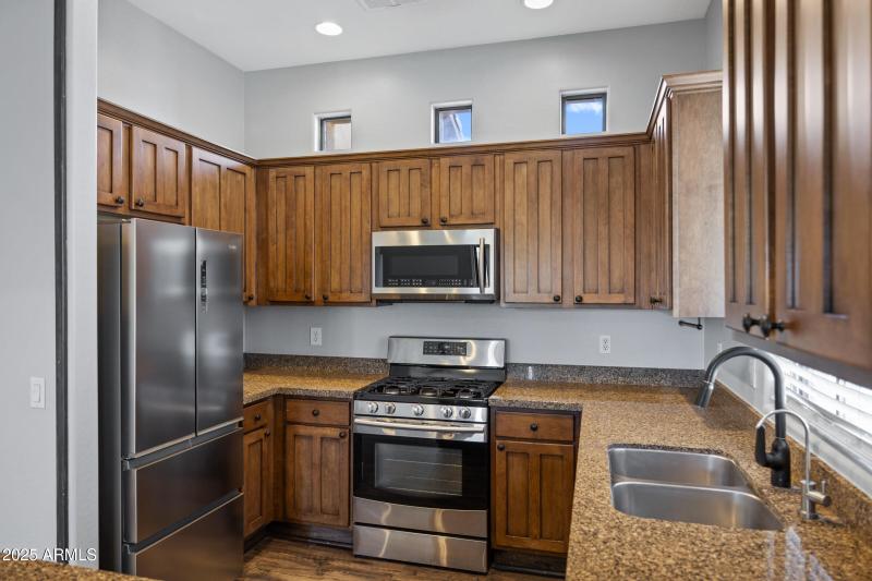 5998 N 78th St Unit 2002-11