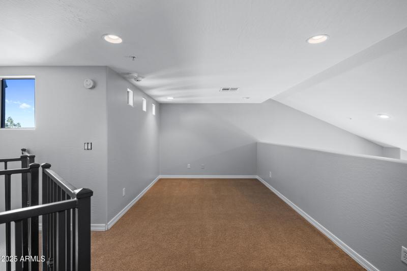 5998 N 78th St Unit 2002-27