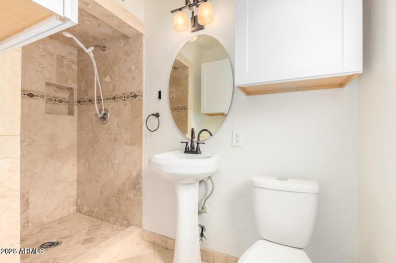 20220320100101170245000000-o