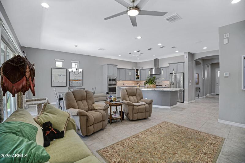 41465 W Sussex Dr-12