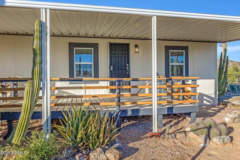 4556 N Ironwood Dr-3 2