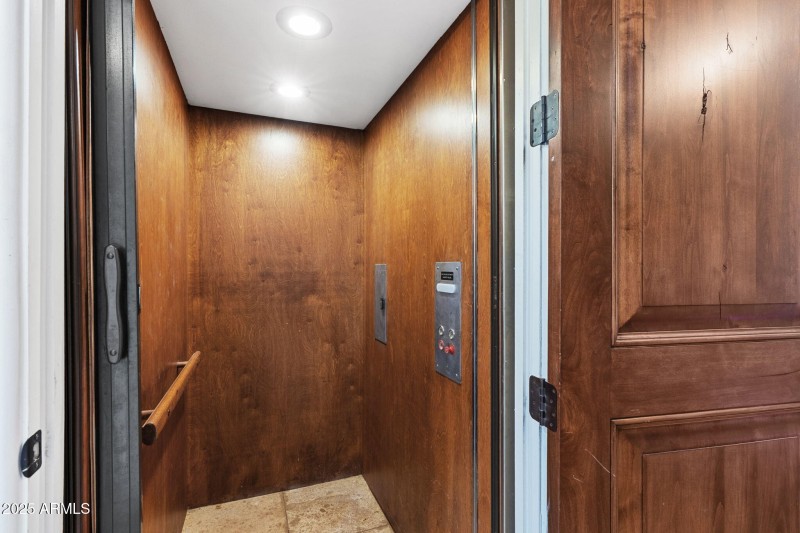 17-web-or-mls-18425-w-santa-irene-dr