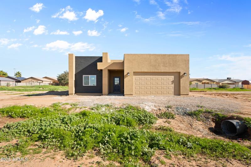 31912 S Bush St Wittman AZ 85361-27