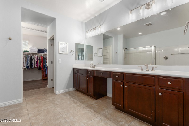 Primary Ensuite with Spacious Closet