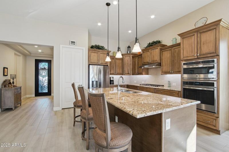 11-web-or-mls-W Berkeley Rd-S1712-011