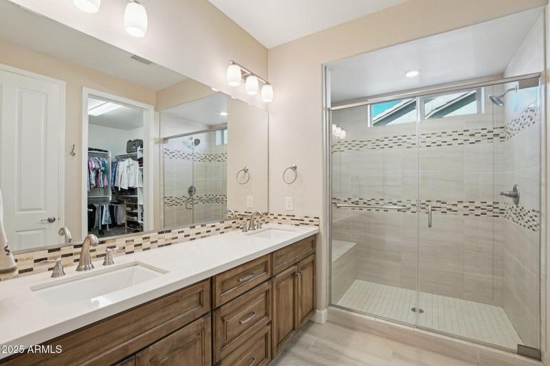 21-web-or-mls-W Berkeley Rd-S1712-021