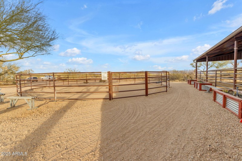 60' round pen