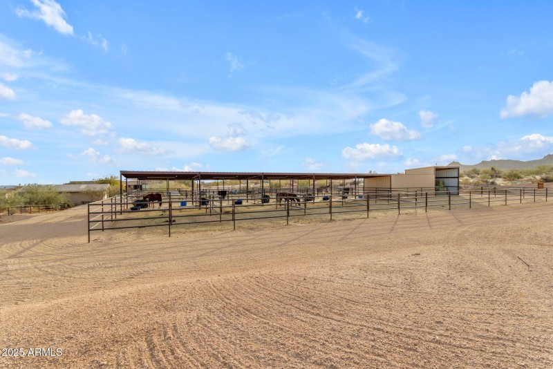 Designed for easy dragging/cleaning