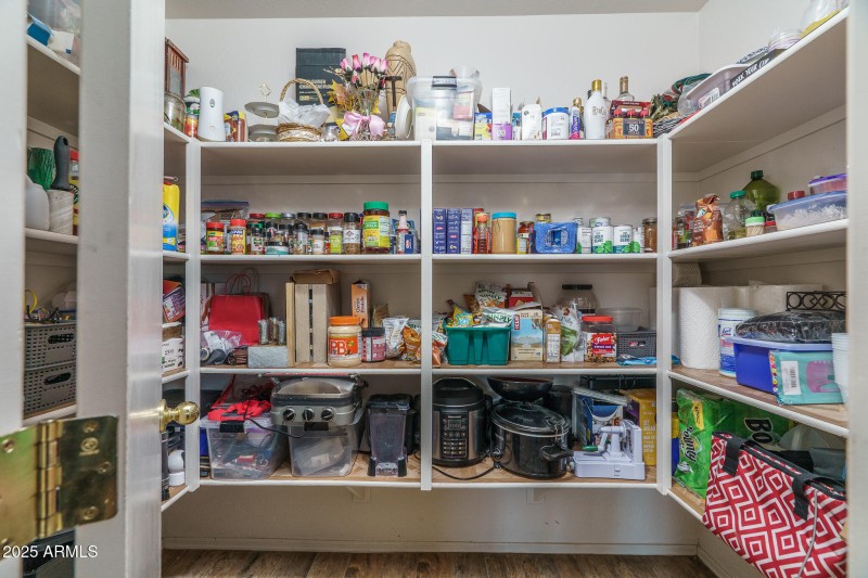 10) PANTRY