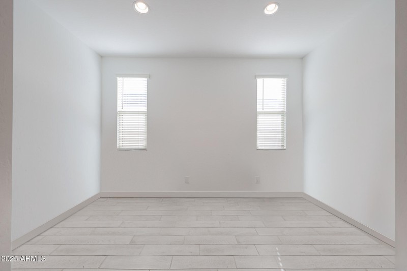 Office/Den off Dining