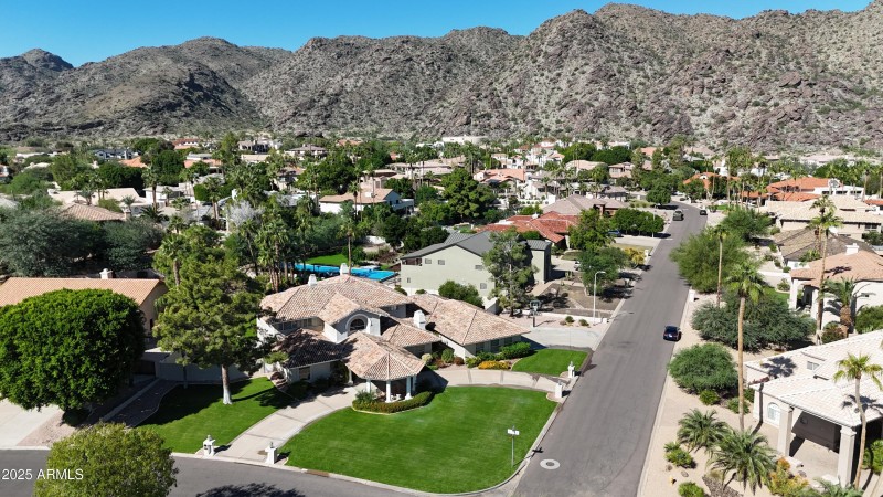 DJI_20251101121300_0042_D