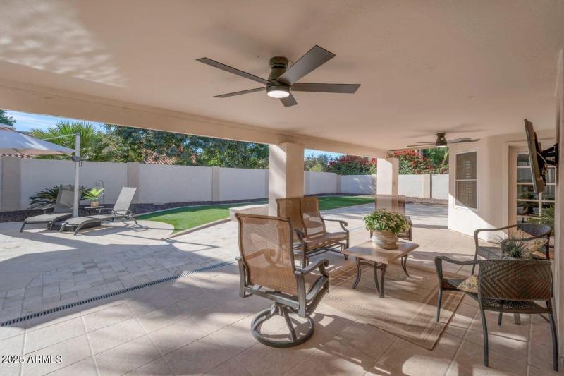 SPACIOUS COVERED PATIO