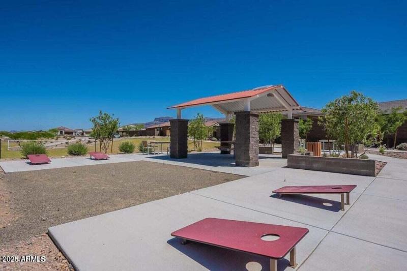 7. Peralta Canyon Amenities