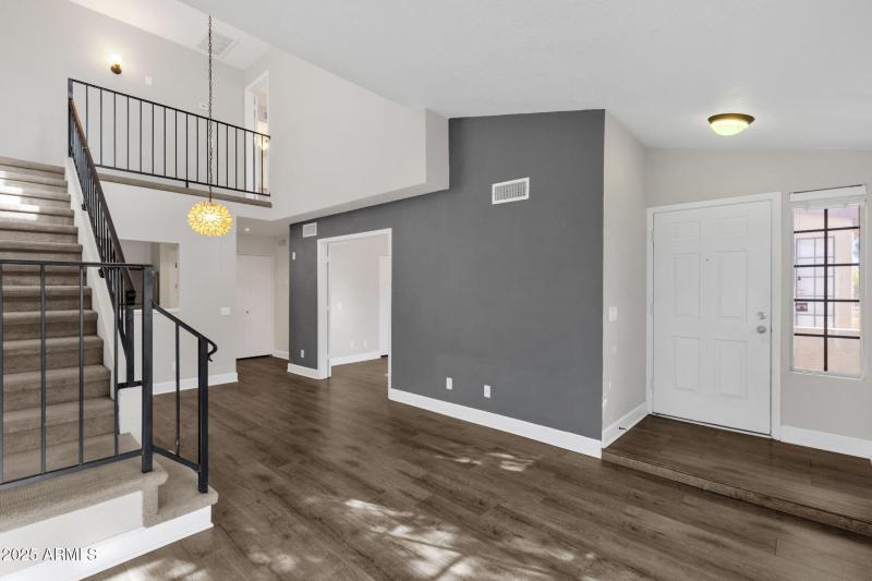 Living room/dining room