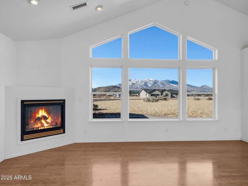 5-web-or-mls-TimberCreekimagery-13 (1)