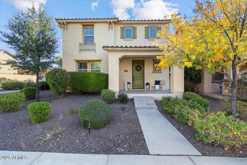 2387 N Heritage_Front