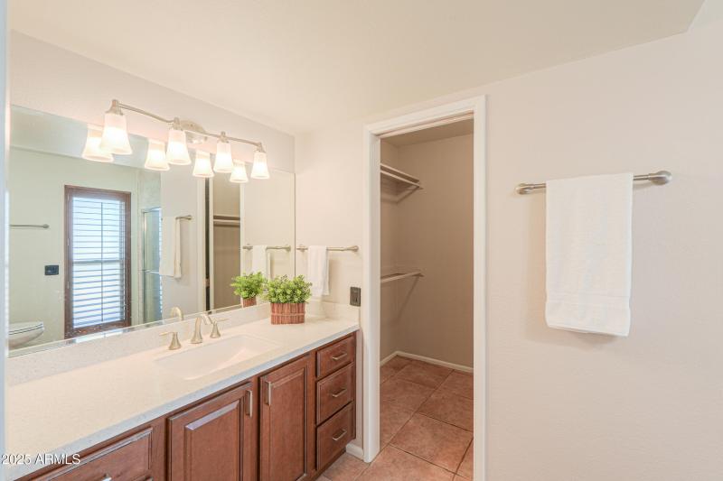 17801 N Boswell Blvd