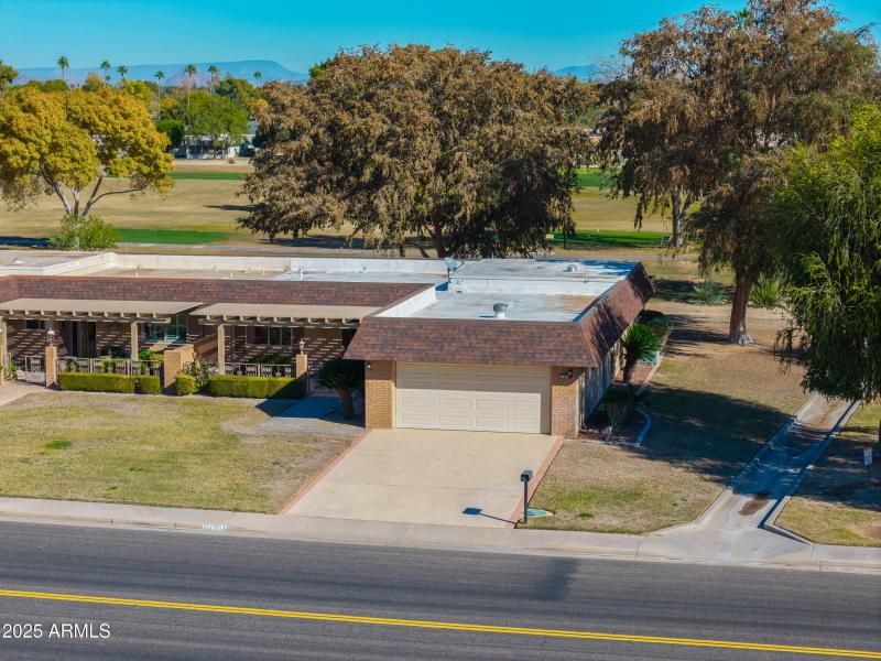 17801 N Boswell Blvd