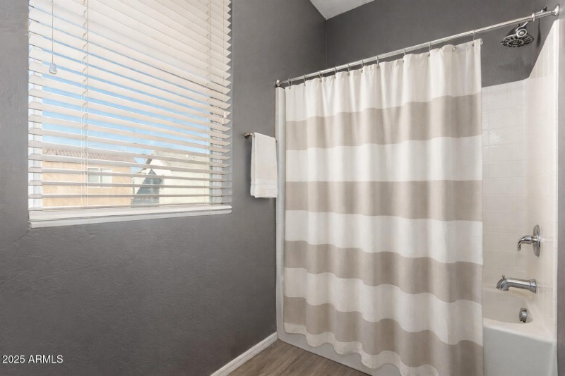 Virtual staged - Primary Bathroom