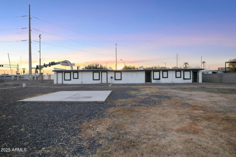 3-web-or-mls-QPT Photo - MAP_9074