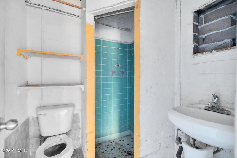 24-web-or-mls-QPT Photo - MAP_9059