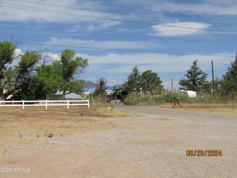 Palominas rd Entrance #1