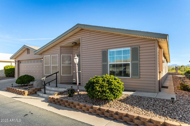 3301 South Goldfield Road 4018