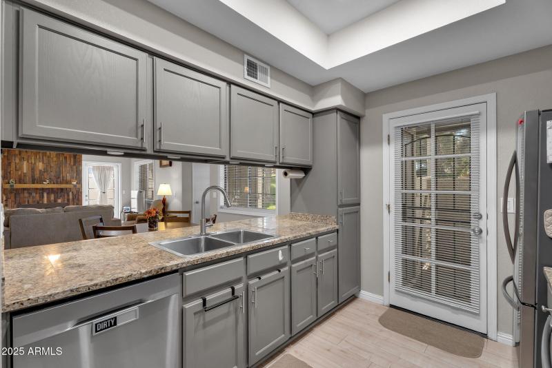 9-web-or-mls-Baseline-12