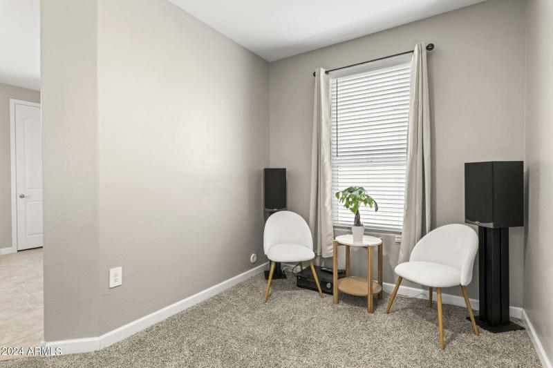 19-web-or-mls-37750-w-san-alvarez-ave