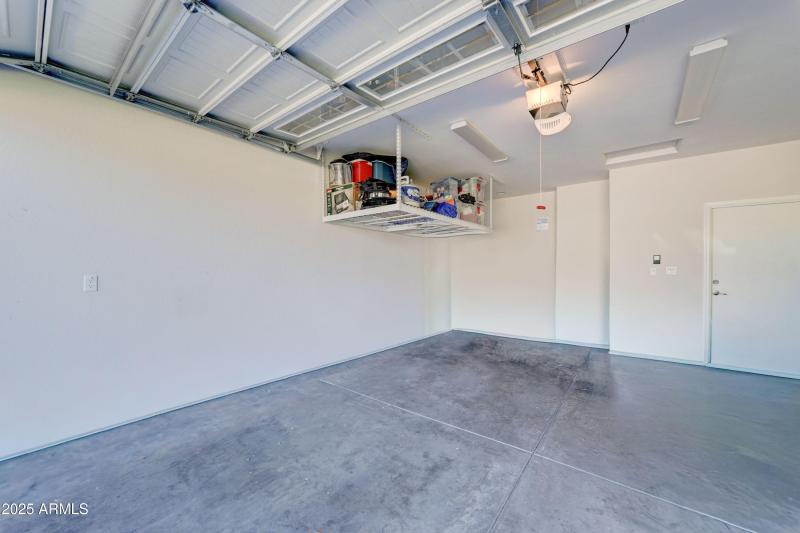 4001 E Indianola Ave-34