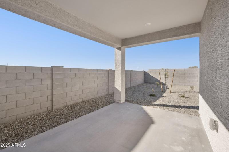 36-web-or-mls-1476-s-241st-ave