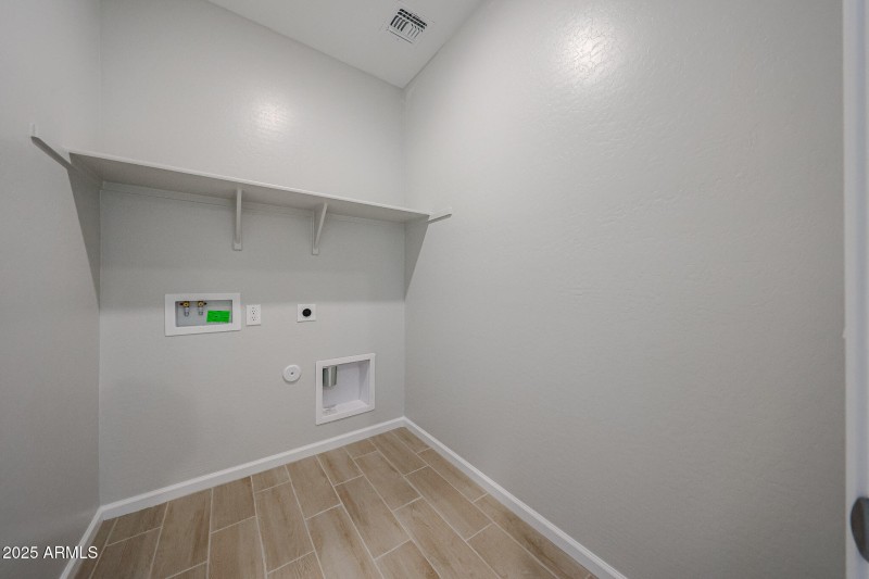 28_Century-Communities_North-Copper-Cany